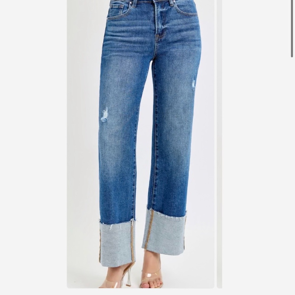 RISEN Women's Mid-Rise Blue Cuffed Straight Jeans NWT sz 30 stretch